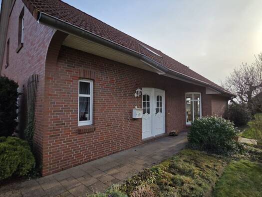 Einfamilienhaus zur Miete 1.800 € 5 Zimmer 150 m² frei ab 01.05.2026 Jork 21635