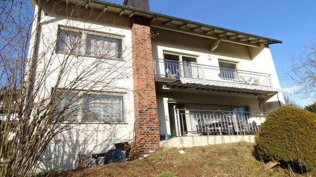 Einfamilienhaus zum Kauf 299.000 € 5 Zimmer 164 m² 768 m² Grundstück frei ab sofort Regen 94209