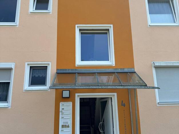 Wohnung zum Kauf 139.000 € 2 Zimmer 50 m² frei ab sofort Traunreut Traunreut 83301