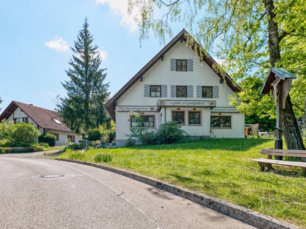 Mehrfamilienhaus zum Kauf 898.000 € 20 Zimmer 1.242 m² 2.500 m² Grundstück frei ab sofort Fischach 86850
