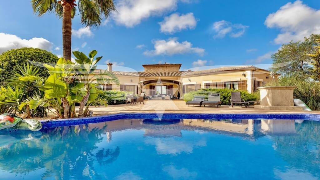 Einfamilienhaus zum Kauf provisionsfrei 1.785.000 € 4 Zimmer 261 m² 31.284 m² Grundstück Campos 07630