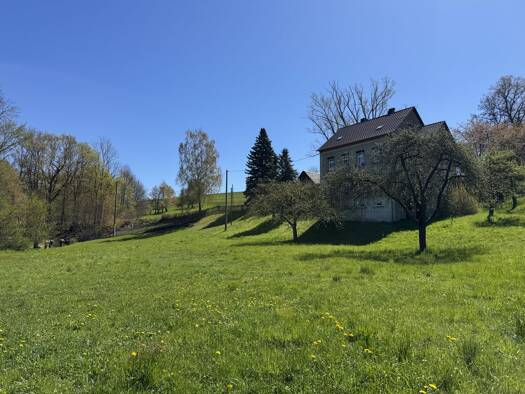 Einfamilienhaus zum Kauf 129.000 € 5 Zimmer 132,5 m² 7.570 m² Grundstück Etzdorf Striegistal 09661