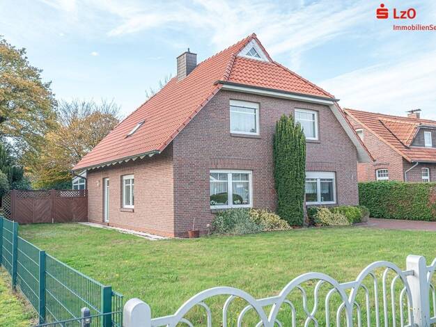 Einfamilienhaus zum Kauf 385.000 € 5 Zimmer 176 m² 938 m² Grundstück frei ab sofort Bohlenberge Zetel 26340