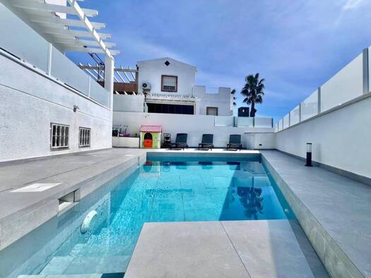 Villa zum Kauf 459.000 € 5 Zimmer 166 m² 300 m² Grundstück Orihuela 03193