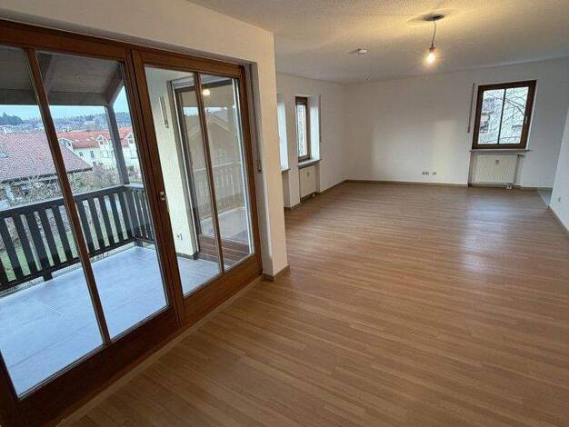 Wohnung zur Miete 780 € 2 Zimmer 65,3 m² 2. Geschoss Moosbauerplatz 8 Bad Endorf 83093