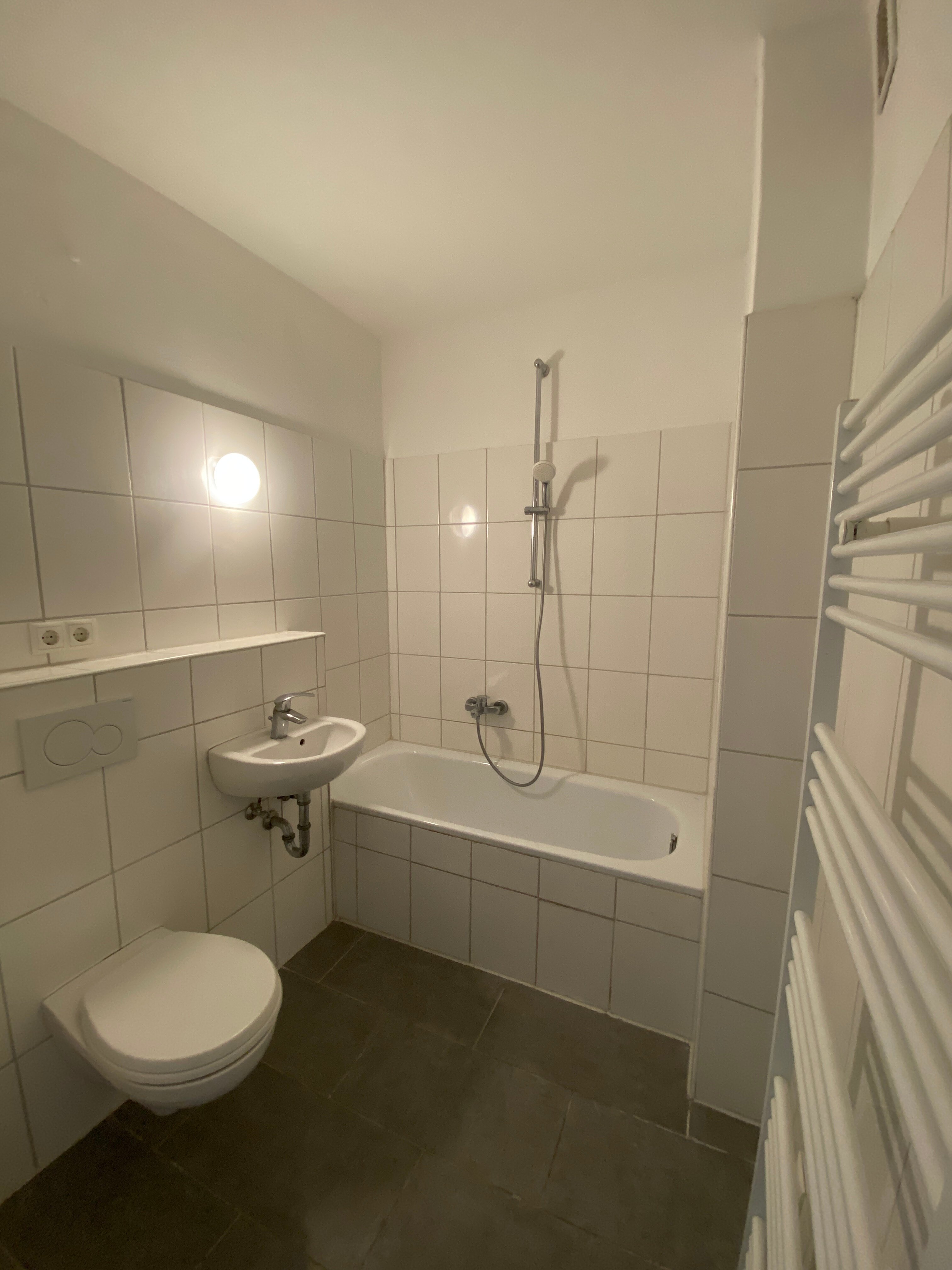 Wohnung zur Miete 515 € 3 Zimmer 59 m²<br/>Wohnfläche 2.<br/>Geschoss ab sofort<br/>Verfügbarkeit Rudolfplatz 1 Petritor - Ost Braunschweig 38118