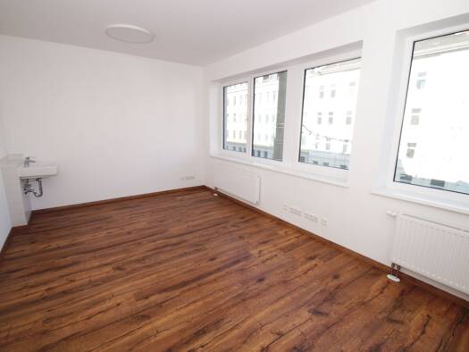 Praxis zur Miete provisionsfrei 1.033 € 103,3 m² Bürofläche Georg-Schumann-Straße 273 Möckern Leipzig 04159