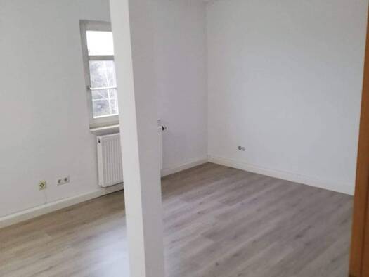 Wohnung zur Miete 338 € 3 Zimmer 65 m² frei ab sofort Hauptstraße 49 b Ramsdorf Regis-Breitingen 04565