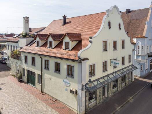 Stadthaus zum Kauf 1.980.000 € 9 Zimmer 400 m² 628 m² Grundstück Ottobeuren 87724