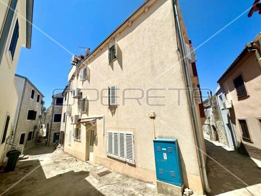 Haus zum Kauf 310.000 € 6 Zimmer 233 m² Tisno