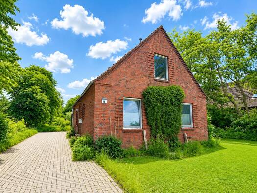 Einfamilienhaus zum Kauf 325.000 € 3 Zimmer 127 m² 6.000 m² Grundstück Spieka-Neufeld Wurster Nordseeküste 27639