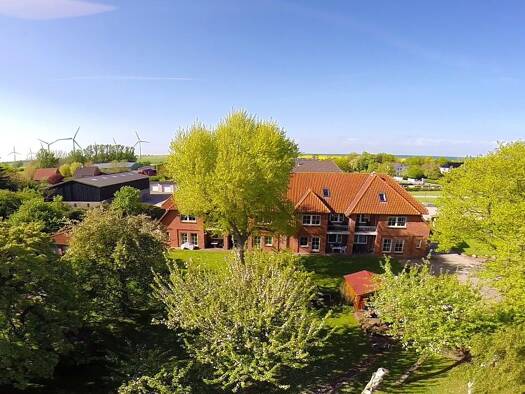 Mehrfamilienhaus zum Kauf als Kapitalanlage geeignet 1.290.000 € 20 Zimmer 629 m² 1.676 m² Grundstück Presen Fehmarn 23769