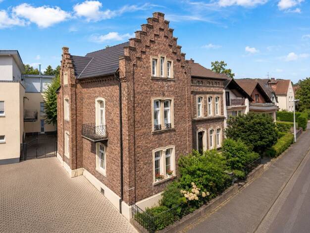 Mehrfamilienhaus zum Kauf 744.000 € 12 Zimmer 335 m² 1.014 m² Grundstück Hennef Hennef (Sieg) 53773