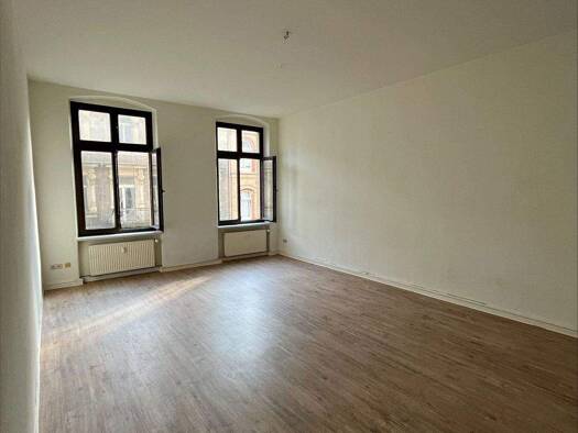 Wohnung zur Miete 654 € 2 Zimmer 75 m² frei ab sofort Leipziger Straße 50 Innenstadt Halle (Saale) 06108