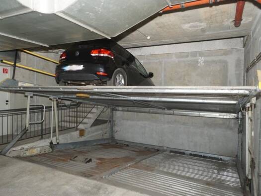 Duplex-Garage zur Miete 28 € Spiegelstraße 19 Bahnhofsvorstadt Zwickau 08056