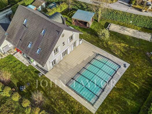 Villa zum Kauf 3.350.000 CHF 7,5 Zimmer 275 m² 1.560 m² Grundstück Denens 1135