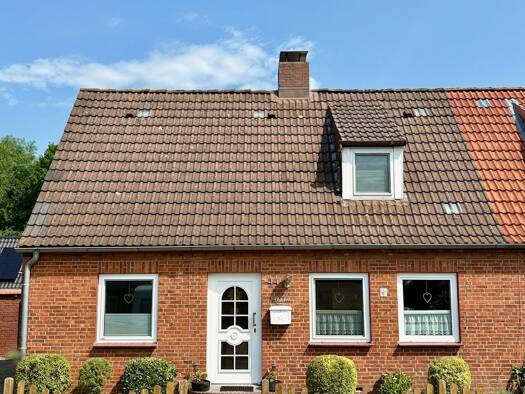 Doppelhaushälfte zum Kauf 269.000 € 3 Zimmer 88,5 m² 599 m² Grundstück Tönning 25832