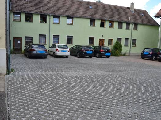 Wohnung zur Miete 320 € 2 Zimmer 57,2 m² EG frei ab sofort Altenburger Str. 31 Lucka 04613