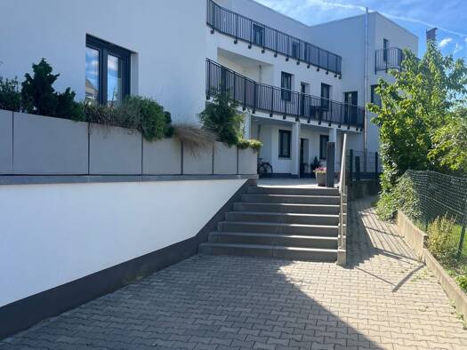 Studio zur Miete 910 € 2,5 Zimmer 79 m² 1. Geschoss frei ab sofort Johannes-Scharrer-Straße 9 Hersbruck Hersbruck 91217