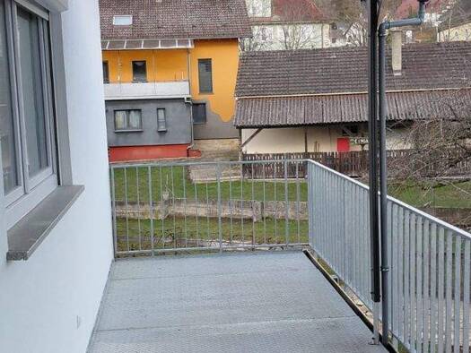 Wohnung zum Kauf provisionsfrei 229.000 € 58,3 m² 3 Geschosse frei ab sofort Neuhausen Engen 78234