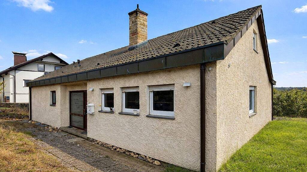 Mehrfamilienhaus zum Kauf 429.000 € 7 Zimmer 231,6 m² 1.011 m² Grundstück Zeil Zeil am Main 97475