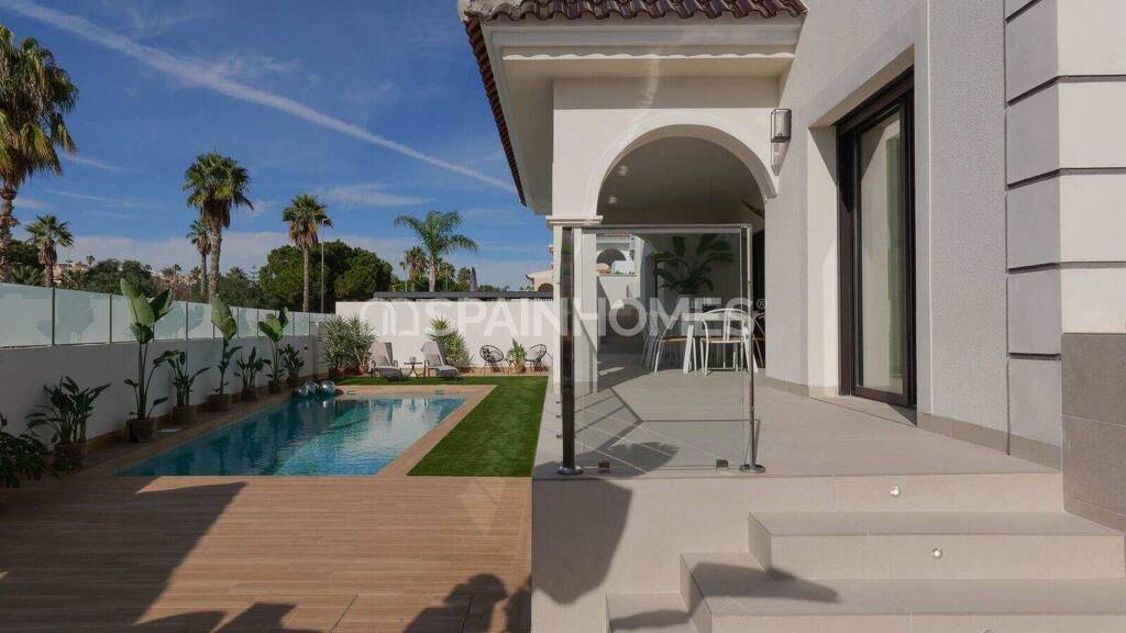 Einfamilienhaus zum Kauf 871.000 € 4 Zimmer 168 m² 561 m² Grundstück Alicante 03170