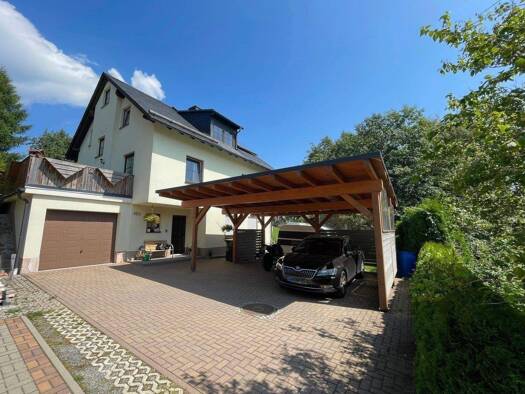 Einfamilienhaus zum Kauf 8 Zimmer 220 m² 1.086 m² Grundstück Oberwiesenthal 09484