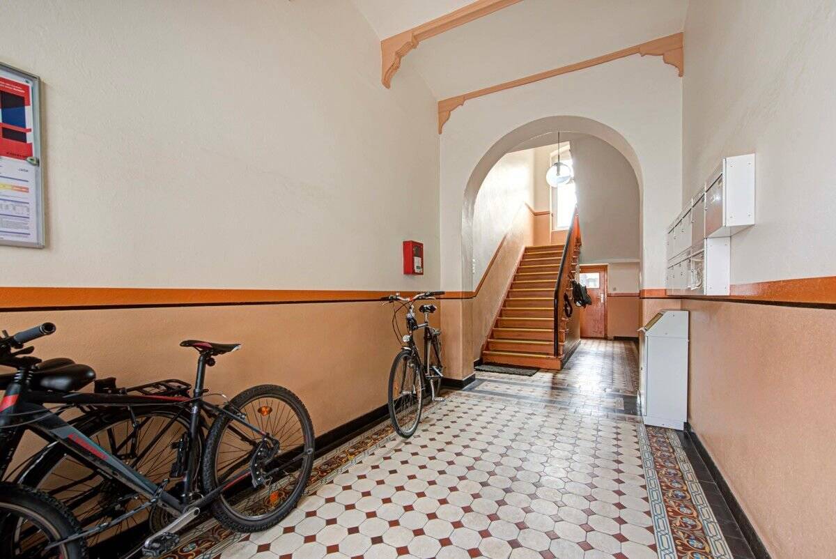 Property thumbnail 11