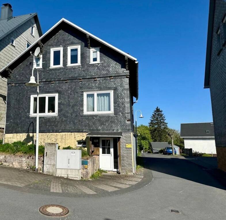 Einfamilienhaus zum Kauf 99.000 € 5 Zimmer 90 m² Masserberg Masserberg 98666