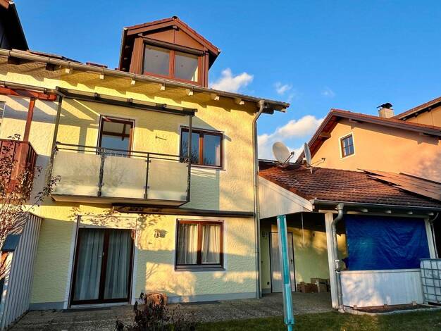 Doppelhaushälfte zum Kauf 465.000 € 6 Zimmer 122 m² 210 m² Grundstück frei ab sofort Burghausen 84489