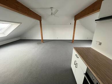 Wohnung zur Miete 590 € 1 Zimmer 49,9 m² Dachgeschoss, 3. Geschoss Lugaufstraße 21 Geisingen Freiberg am Neckar 71691