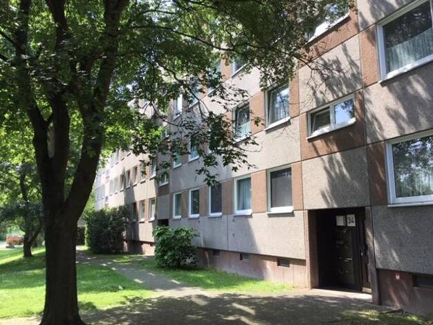 Wohnung zur Miete 748 € 4 Zimmer 87 m² 3. Geschoss frei ab 01.10.2025 Carlo-Mierendorff-Straße 38 Brückenhof Kassel 34132