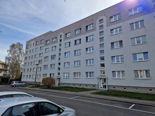 Wohnung zur Miete 335 € 3 Zimmer 58,1 m² 3. Geschoss frei ab 15.04.2026 Heinrich-Heine-Straße 65 Altenburg 04600