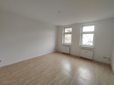 Wohnung zur Miete 600 € 3 Zimmer 63 m² 1. Geschoss frei ab sofort Poststraße 4 Hochheim Erfurt 99094