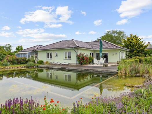 Einfamilienhaus zum Kauf 389.000 € 4 Zimmer 120 m² 4.679 m² Grundstück Menzlin Ziethen 17390