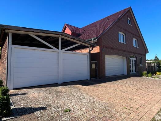 Mehrfamilienhaus zum Kauf 699.000 € 8 Zimmer 310 m² 1.001 m² Grundstück Neudorf-Platendorf Sassenburg / Neudorf-Platendorf 38524