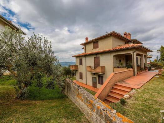 Haus zum Kauf 420.000 € 4 Zimmer 350 m² 300 m² Grundstück frei ab sofort Bucine