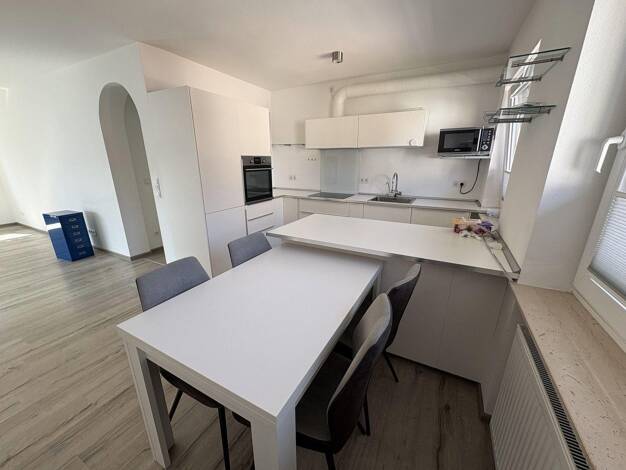 Wohnung zur Miete 1.750 € 4 Zimmer 96 m² 1. Geschoss Bad Vilbel 61118