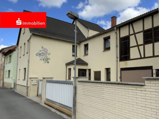 Einfamilienhaus zum Kauf 8 Zimmer 144 m² 511 m² Grundstück frei ab sofort Schlettwein Pößneck 07381