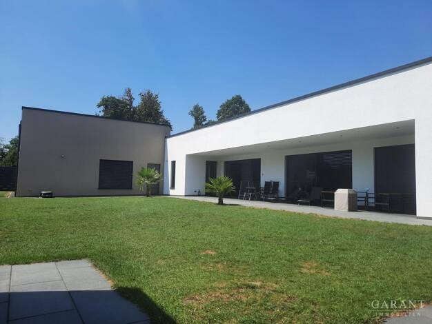 Bungalow zum Kauf 895.000 € 3 Zimmer 165 m² 1.880 m² Grundstück Neuhaus Neuhaus am Inn 94152