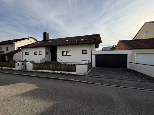 Mehrfamilienhaus zum Kauf 780.000 € 7 Zimmer 231 m² 810 m² Grundstück Gaimersheim 85080