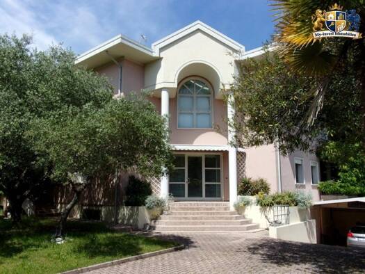 Einfamilienhaus zum Kauf 1.250.000 € 7 Zimmer 400 m² 1.000 m² Grundstück Lignano Sabbiadoro 33054