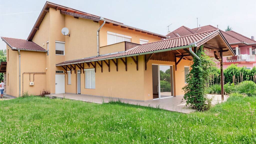 Mehrfamilienhaus zum Kauf provisionsfrei als Kapitalanlage geeignet 328.000 € 10 Zimmer 280 m² 805 m² Grundstück Kehidakustány 8784