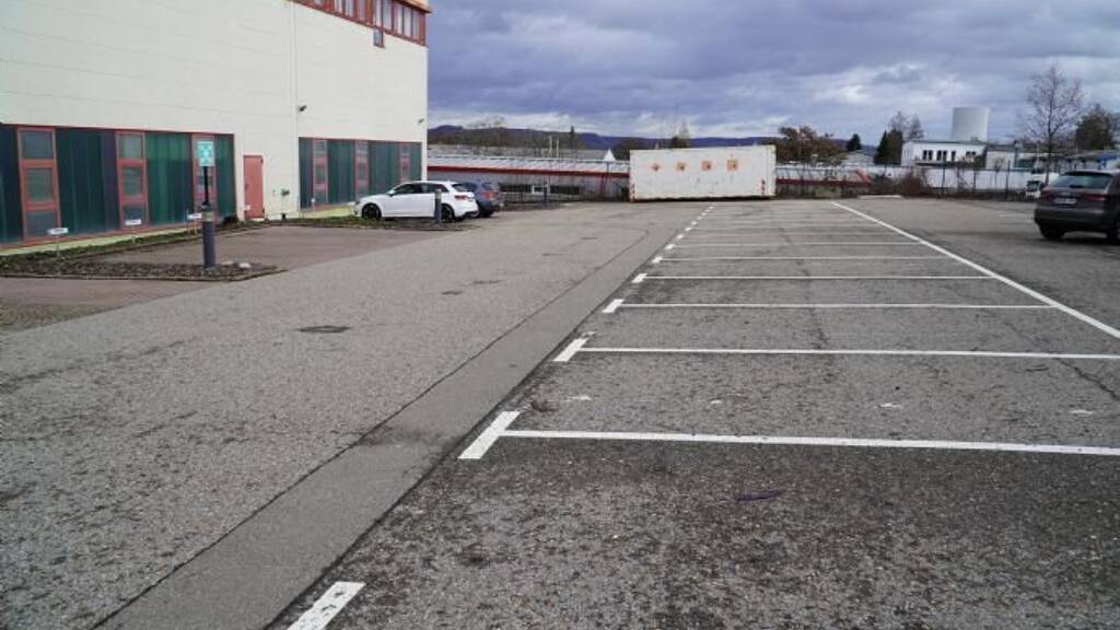 Lagerhalle zur Miete 1.900 m² Lagerfläche Neckargartach Heilbronn 74078