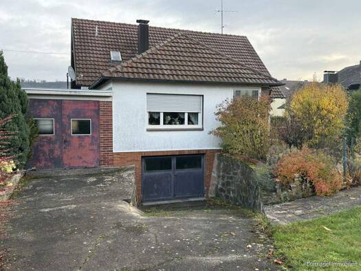 Einfamilienhaus zum Kauf 379.000 € 5 Zimmer 165 m² 765 m² Grundstück Zellingen 97225