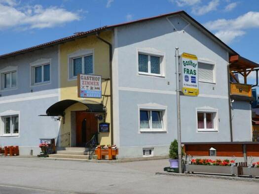 Restaurant zum Kauf 1.490.000 € 1.898 m² Grundstück Triester Straße 477 Puntigam Graz 8055