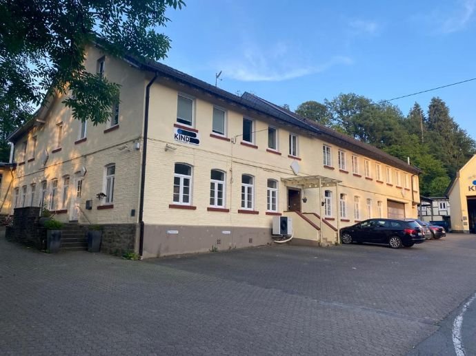 Bürofläche zur Miete 5,50 € 320 m²<br/>Bürofläche Nochen Gummersbach 51647