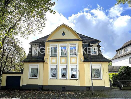 Villa zum Kauf 385.000 € 5 Zimmer 184 m² Lennep Remscheid 42897