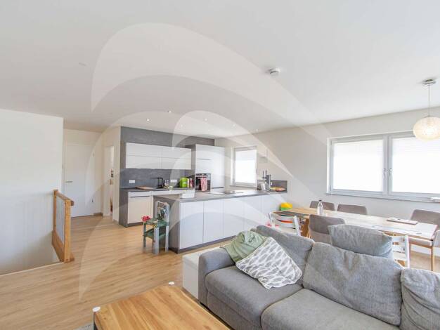 Wohnung zur Miete 950 € 4 Zimmer 117 m² EG Pfarrer-Ebner-Ring Rohrwies Waldkirchen 94065