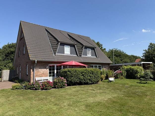 Mehrfamilienhaus zum Kauf 398.000 € 8 Zimmer 205 m² 856 m² Grundstück frei ab 31.12.2026 Niebüll 25899